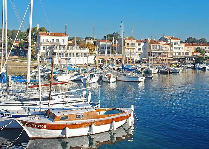 شقة Les Vignes By Interhome ليه ليكيه